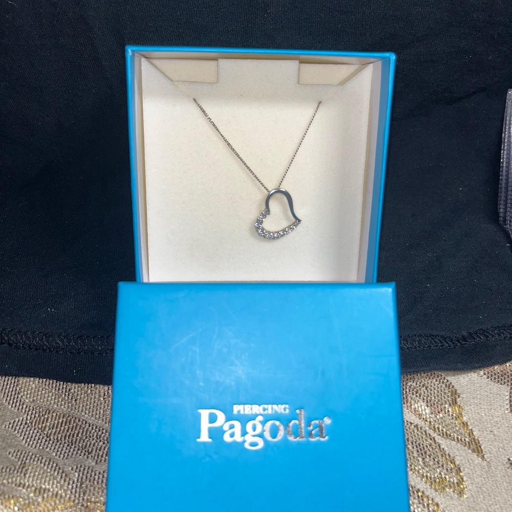 PAGODA HEART ❤️ NECKLACE 💎💎 Half heart in filled with rhinestones!!!!